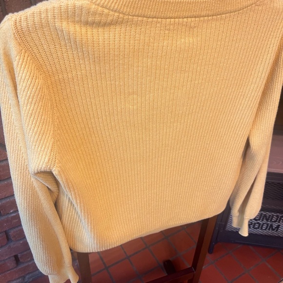 COPY - Like new condition cotton cropped Frank &  Oak sweater size M - Picture 6 of 8